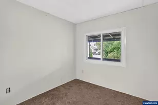 10882 Oak St NE, Donald, OR 97020 - Photo 16