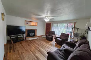 5090 Windsor Island Rd N, Keizer, OR 97303 - Photo 4
