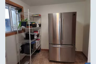 5090 Windsor Island Rd N, Keizer, OR 97303 - Photo 10