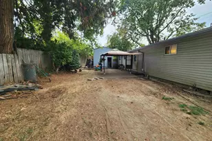 5090 Windsor Island Rd N, Keizer, OR 97303 - Photo 18