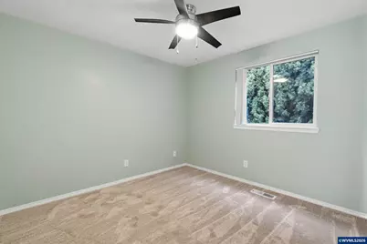 800 Riverbow Av NW, Albany, OR 97321 - Photo 12