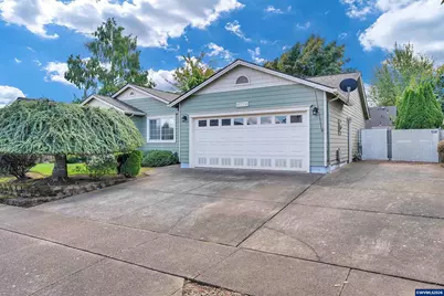 4236 Geranium Av NE, Salem, OR 97305 - Photo 2