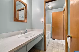 2710 NW Mulkey Ave, Corvallis, OR 97330 - Photo 32