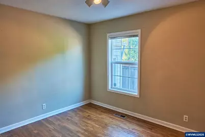 145 Leffelle St S, Salem, OR 97302 - Photo 12