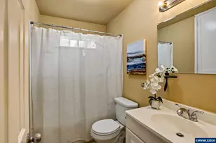 565 25th St SE, Salem, OR 97301 - Photo 20