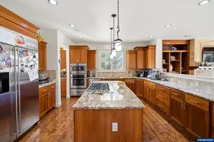 2931 Redfir Ct NW, Salem, OR 97304 - Photo 10