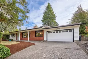 3240 Dogwood Dr S, Salem, OR 97302 - Photo 2