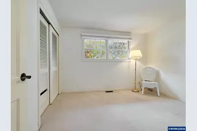 3240 Dogwood Dr S, Salem, OR 97302 - Photo 26