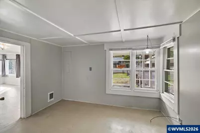 930 Alder St, Sweet Home, OR 97386 - Photo 10