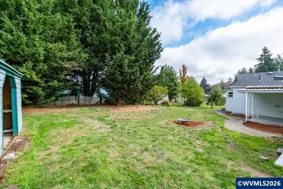 930 Alder St, Sweet Home, OR 97386 - Photo 28