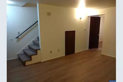 555-557 NW Oak Av, Corvallis, OR 97330 - Photo 6