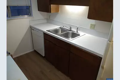 555-557 NW Oak Av, Corvallis, OR 97330 - Photo 10