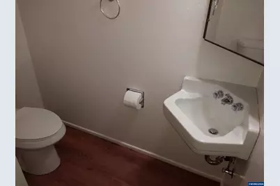 555-557 NW Oak Av, Corvallis, OR 97330 - Photo 12
