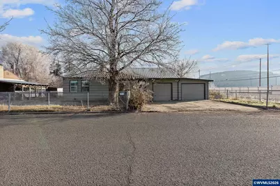 790 SE Garner St, Prineville, OR 97554 - Photo 22