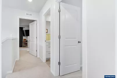 2766 V St, Springfield, OR 97477 - Photo 16