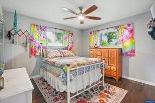 730 20th St NE, Salem, OR 97301 - Photo 14
