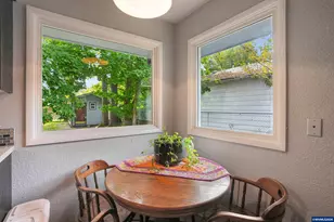 730 20th St NE, Salem, OR 97301 - Photo 22