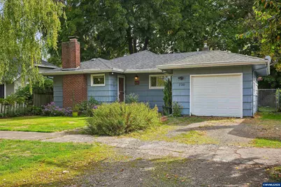730 20th St NE, Salem, OR 97301 - Photo 1
