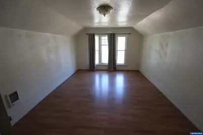 292 NE Alder St, Mill City, OR 97360 - Photo 10
