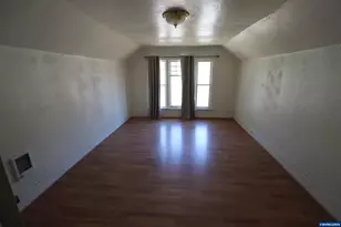 292 NE Alder St, Mill City, OR 97360 - Photo 10