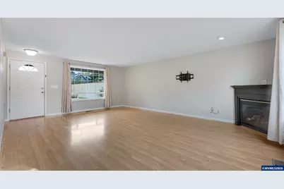 8110 Daphne Ct, Corvallis, OR 97330 - Photo 4
