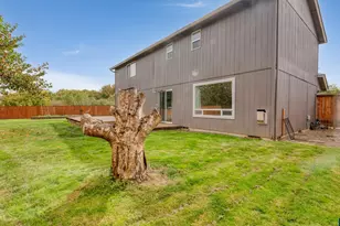8110 Daphne Ct, Corvallis, OR 97330 - Photo 40