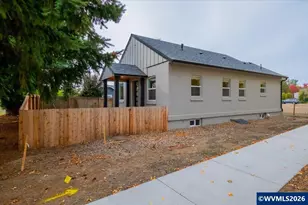 2580 SW 3rd St, Corvallis, OR 97333 - Photo 2