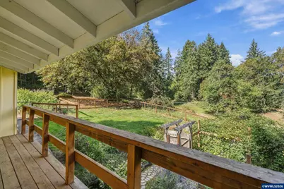 25154 Aurora Ln, Philomath, OR 97370 - Photo 26
