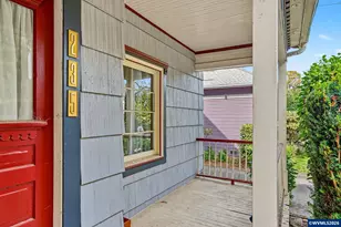 235 15th St NE, Salem, OR 97301 - Photo 4