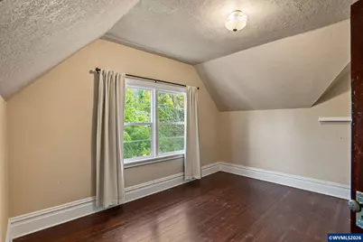 235 15th St NE, Salem, OR 97301 - Photo 26