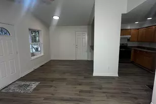 504 Wall St, Silverton, OR 97381 - Photo 14