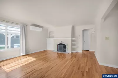 1365 Pearl St NE, Salem, OR 97301 - Photo 8