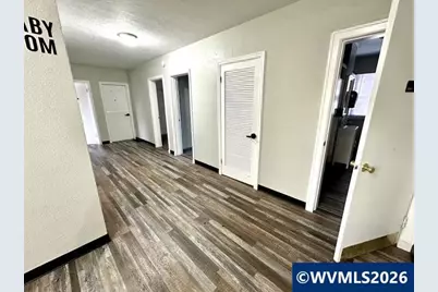 1099 Queen Av SW, Albany, OR 97321 - Photo 2