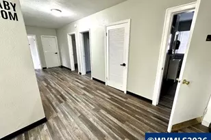 1099 Queen Av SW, Albany, OR 97321 - Photo 2