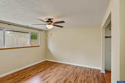 4805 7th Av SE, Salem, OR 97302 - Photo 16