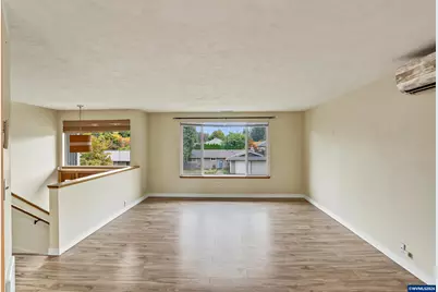 4805 7th Av SE, Salem, OR 97302 - Photo 4