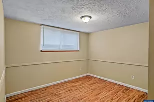 4805 7th Ave SE, Salem, OR 97302 - Photo 22