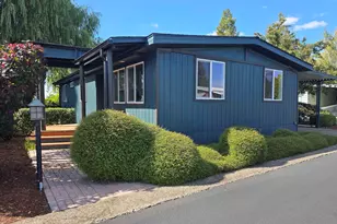 1800 Lakewood #107 Ct, Eugene, OR 97402 - Photo 2