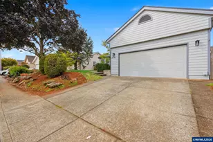 5775 Moonstone Lp SE, Salem, OR 97306 - Photo 2