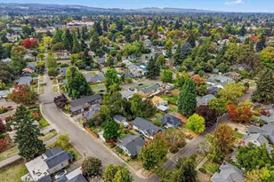 735 20th St NE, Salem, OR 97301 - Photo 48