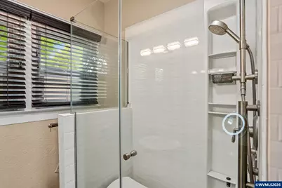 735 20th St NE, Salem, OR 97301 - Photo 18