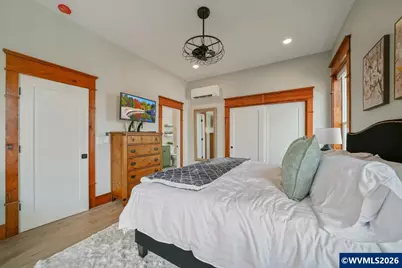 46 Walnut St, Independence, OR 97351 - Photo 28