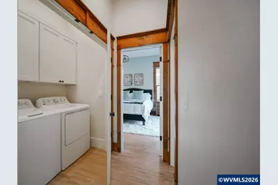 46 Walnut St, Independence, OR 97351 - Photo 24