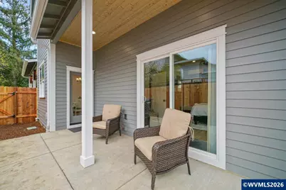 46 Walnut St, Independence, OR 97351 - Photo 42