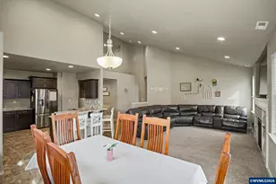 543 Casting St SE, Albany, OR 97322 - Photo 12