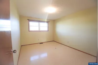 1453 Astor Wy, Woodburn, OR 97071 - Photo 8