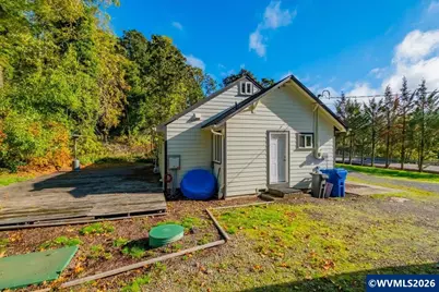 10175 Sunnyside Rd SE, Jefferson, OR 97352 - Photo 32