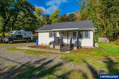 10175 Sunnyside Rd SE, Jefferson, OR 97352 - Photo 4