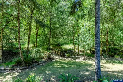 29877 Bartels Creeks Dr, Lebanon, OR 97355 - Photo 46