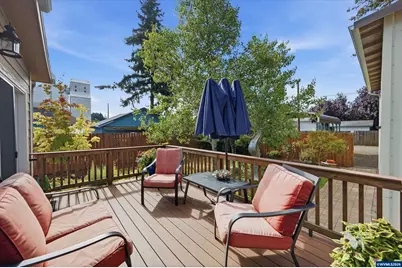 1275 SE Jefferson St, Dallas, OR 97338 - Photo 32